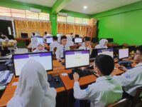 Pelaksanaan Ujian Asesmen Sumatif Akhir Jenjang – Hari Pertama