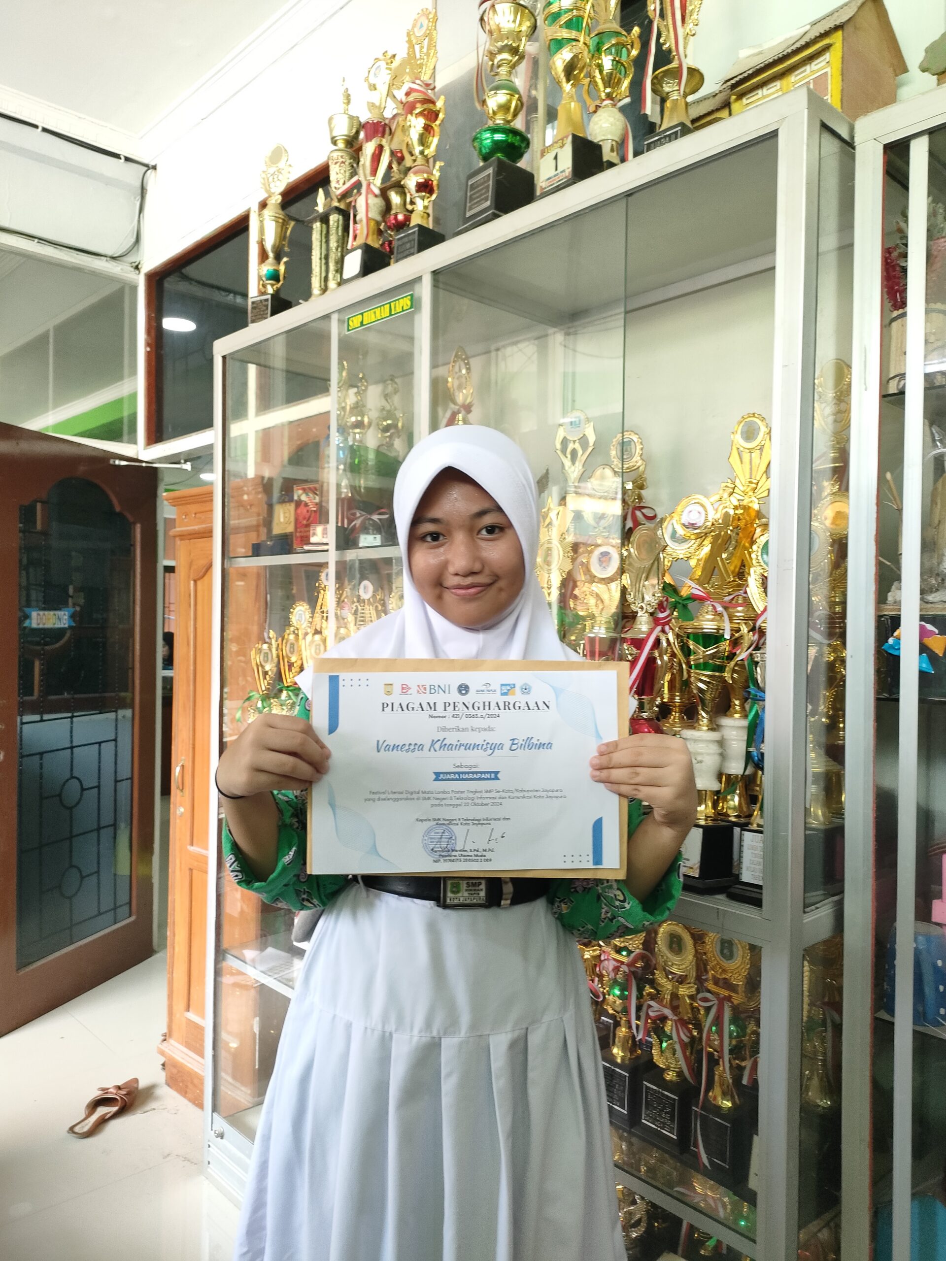 JUARA 2 HARAPAN POSTER DIGITAL SE-KOTA/KABUPATEN JAYAPURA TAHUN 2024